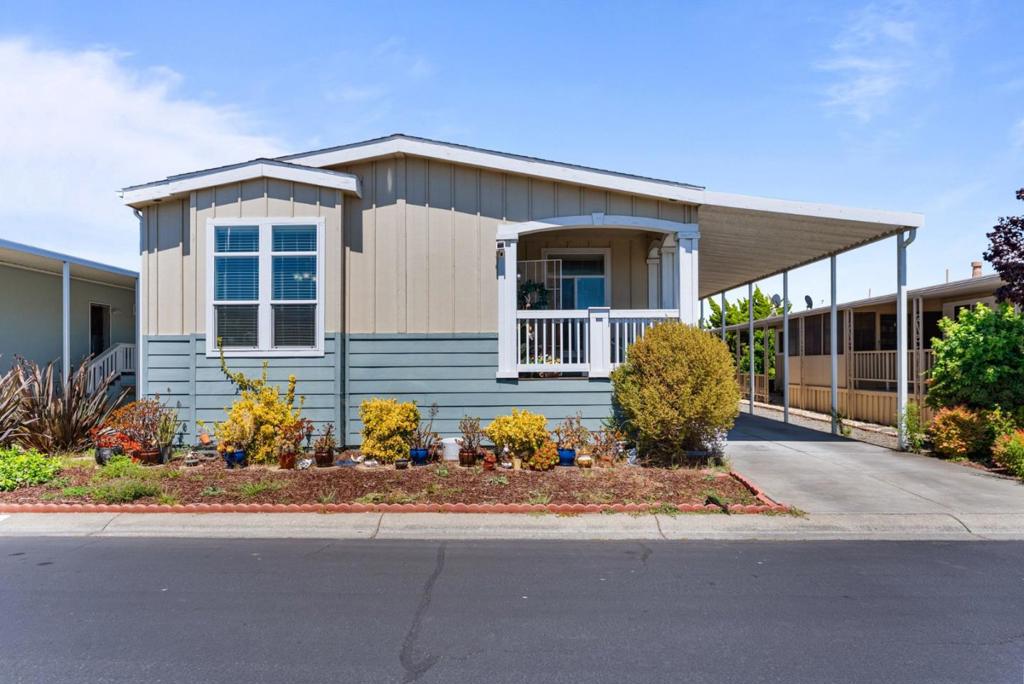 317 Santa Paula 317