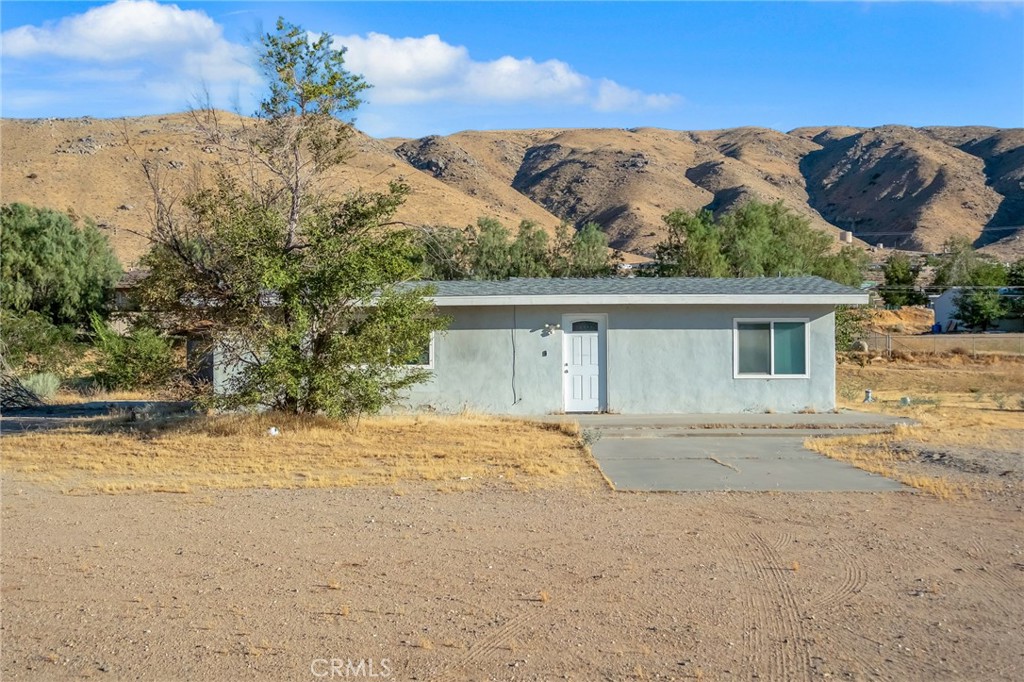 9376 Flora Vista