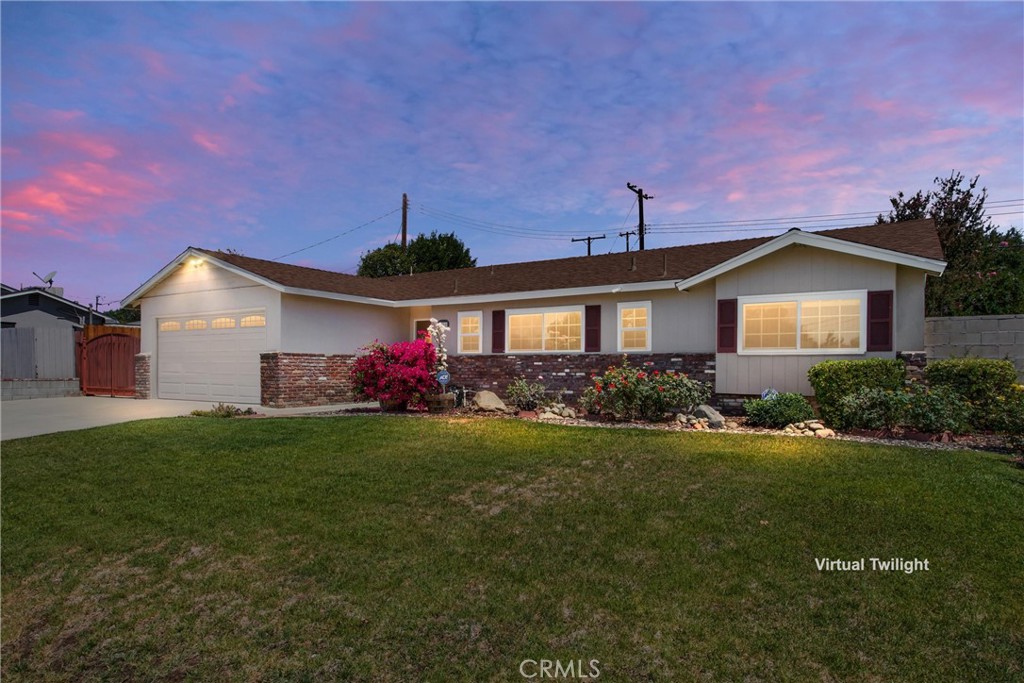 1255 E 13th