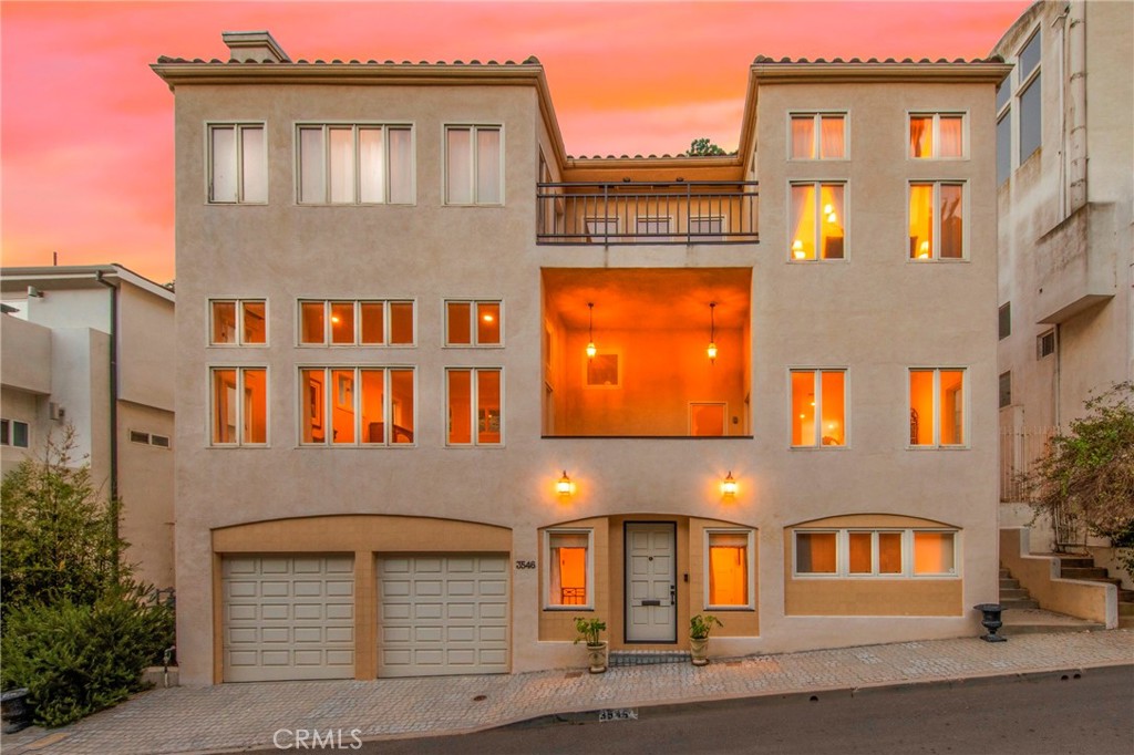 3546 Dixie Canyon