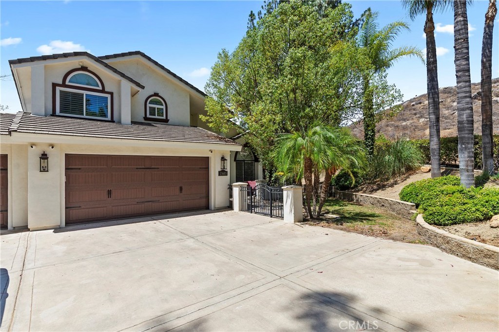 15605 Creekview Trail