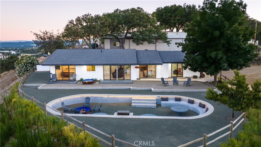 840 Madrone