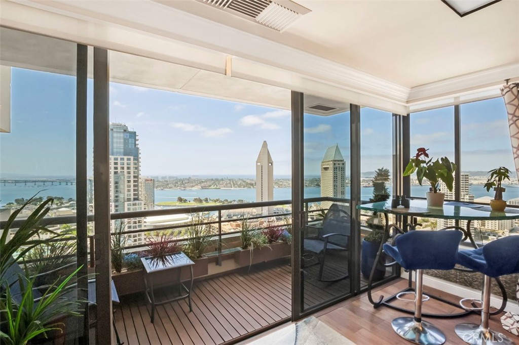 700 Front Street 2302