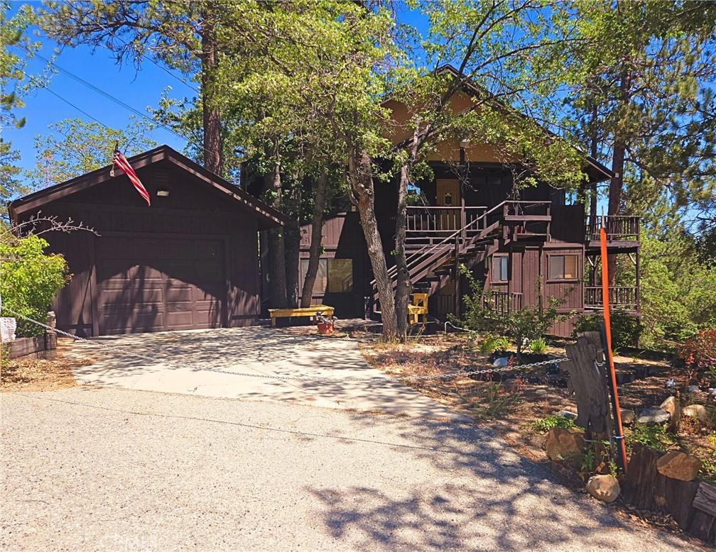 41620 Thrush Court