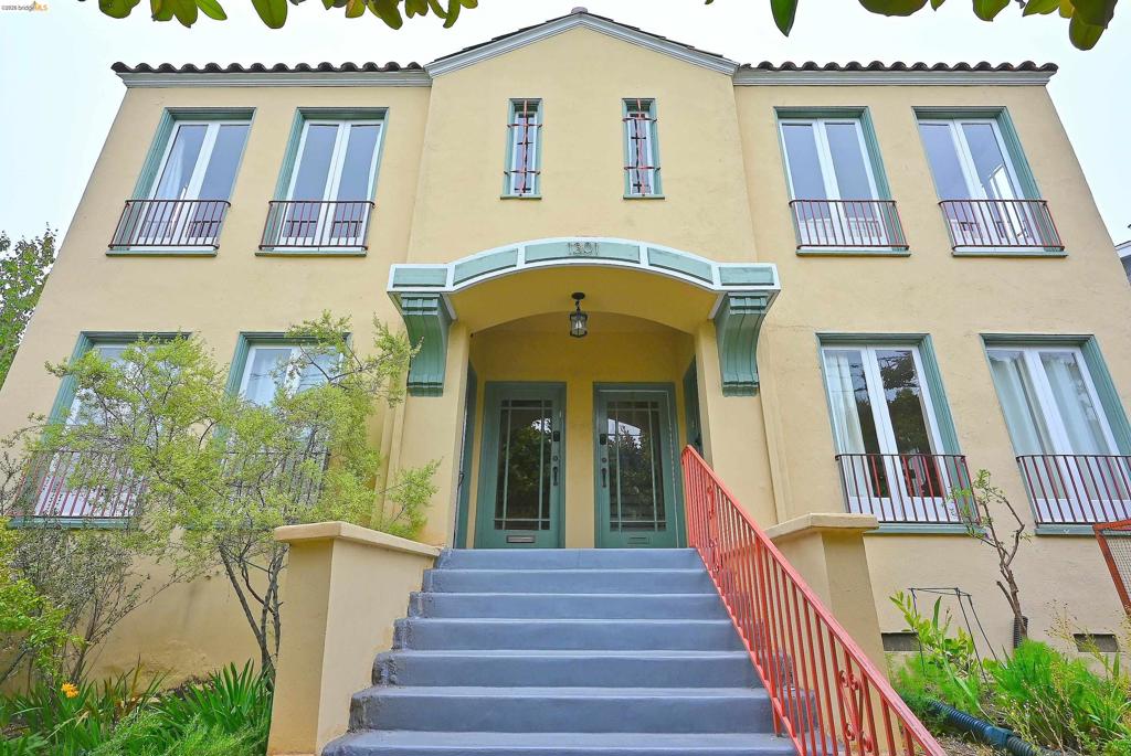 1301 Bonita 3