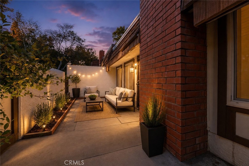 10055 Larwin 3