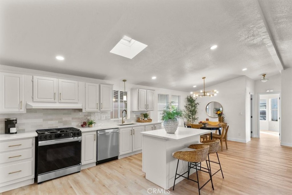 9080 Bloomfield 31