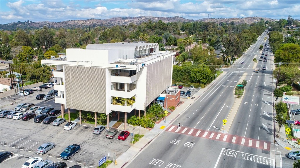 9209 colima Road 3600