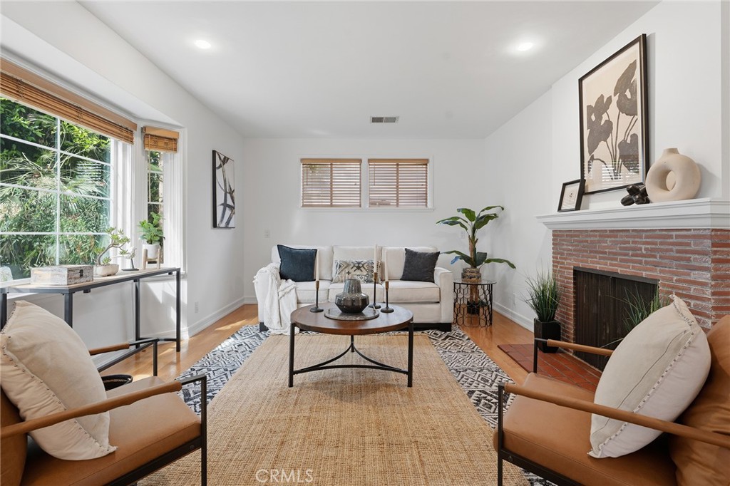14335 Magnolia