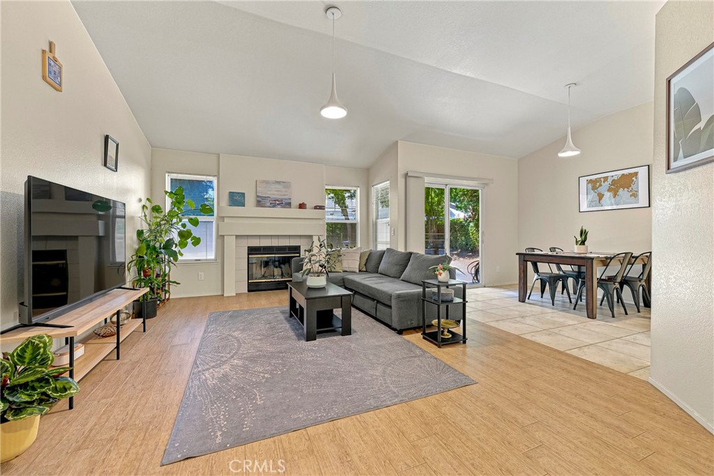 1248 Estrella Court