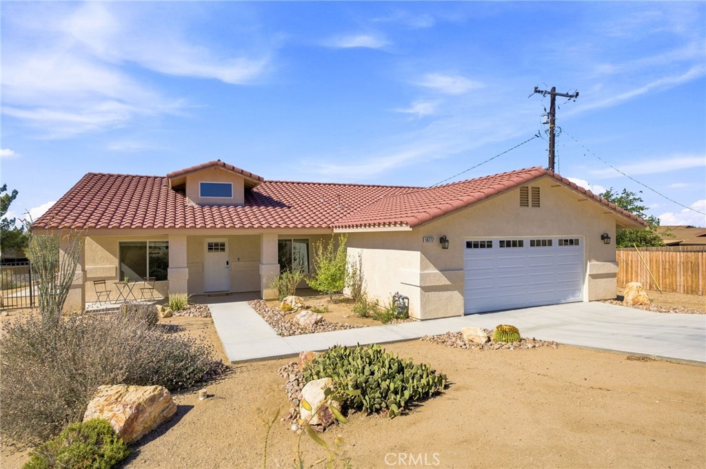 58772 La Mirada Trail