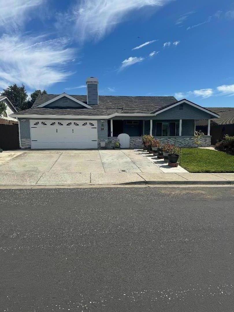 546 Cuesta Court