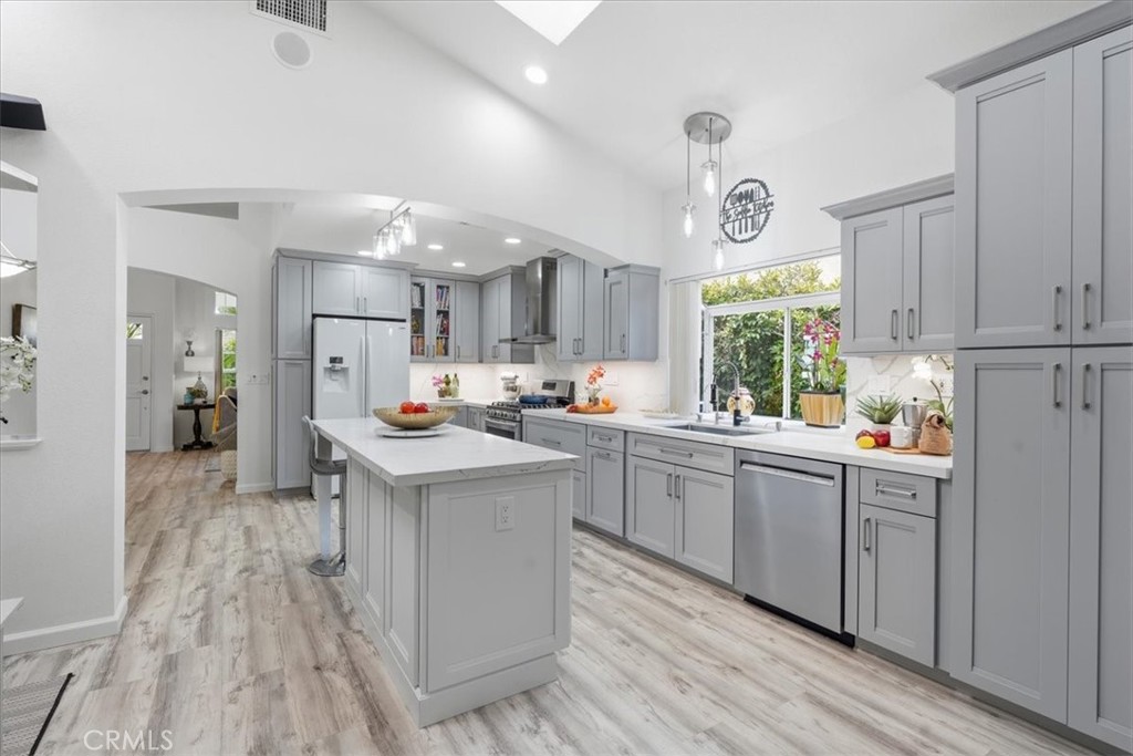 23515 Meriden