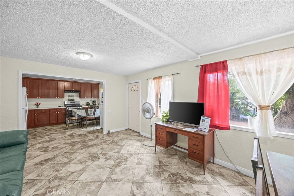 2554 N State