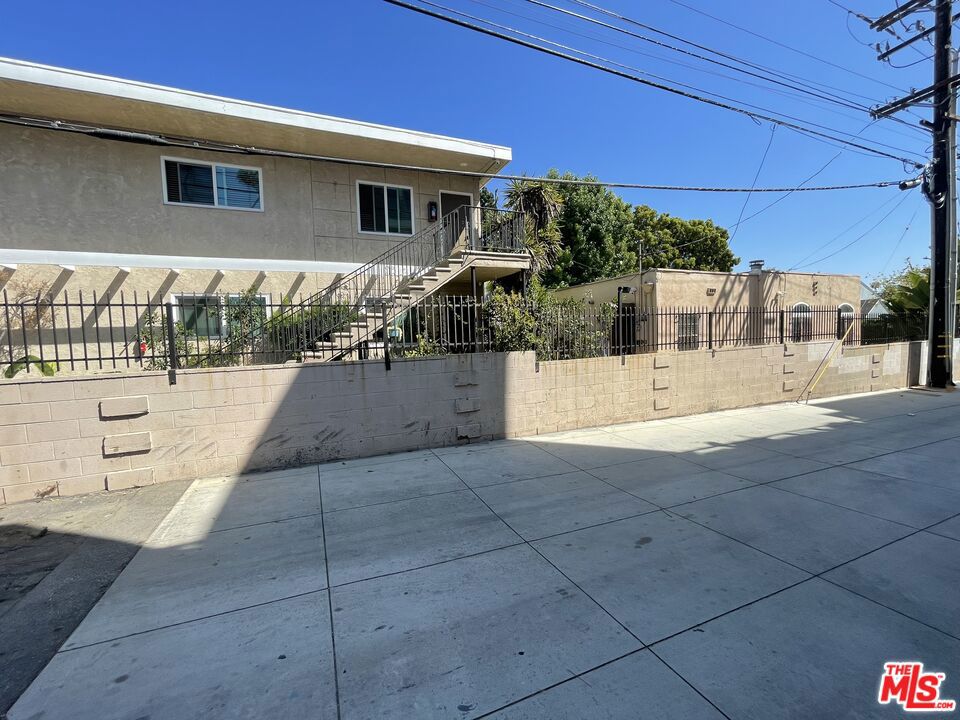 1419 Stanford Street