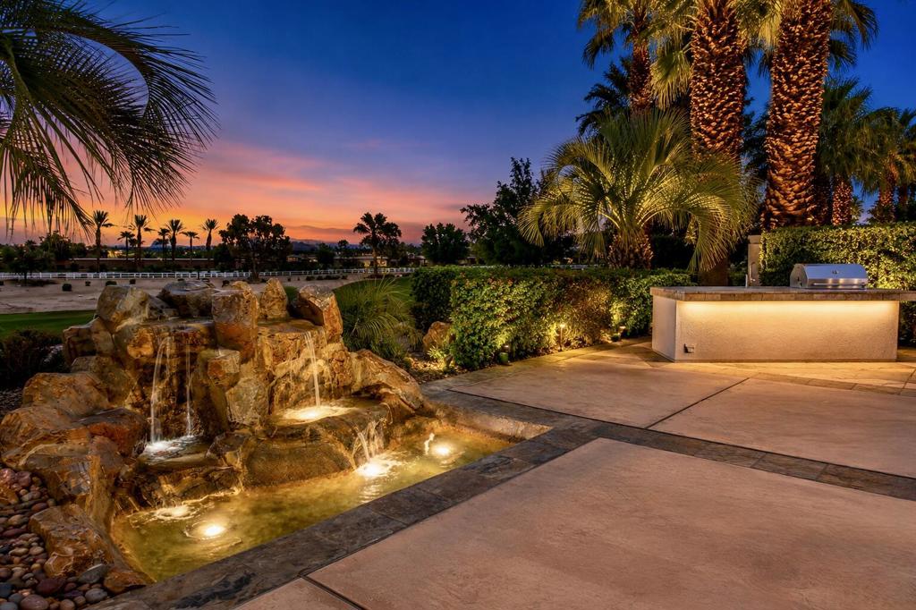 81206 Barrel Cactus Road