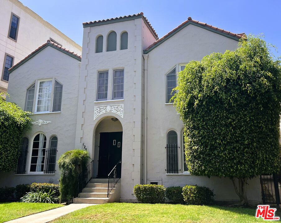 123 N Swall Drive