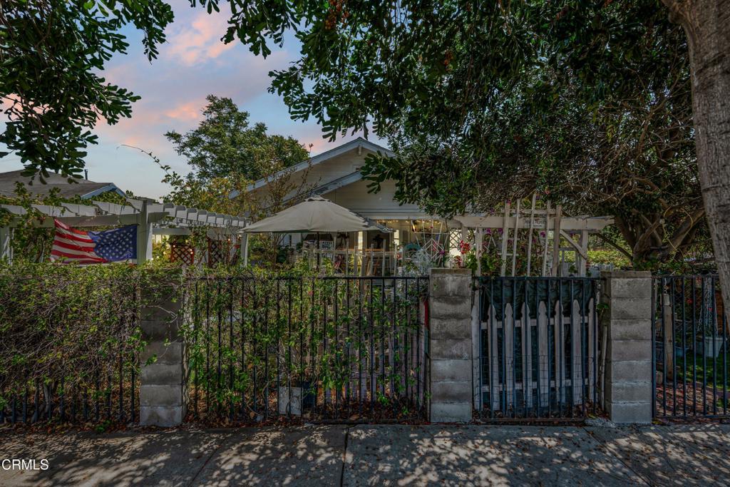 426 Sespe Avenue