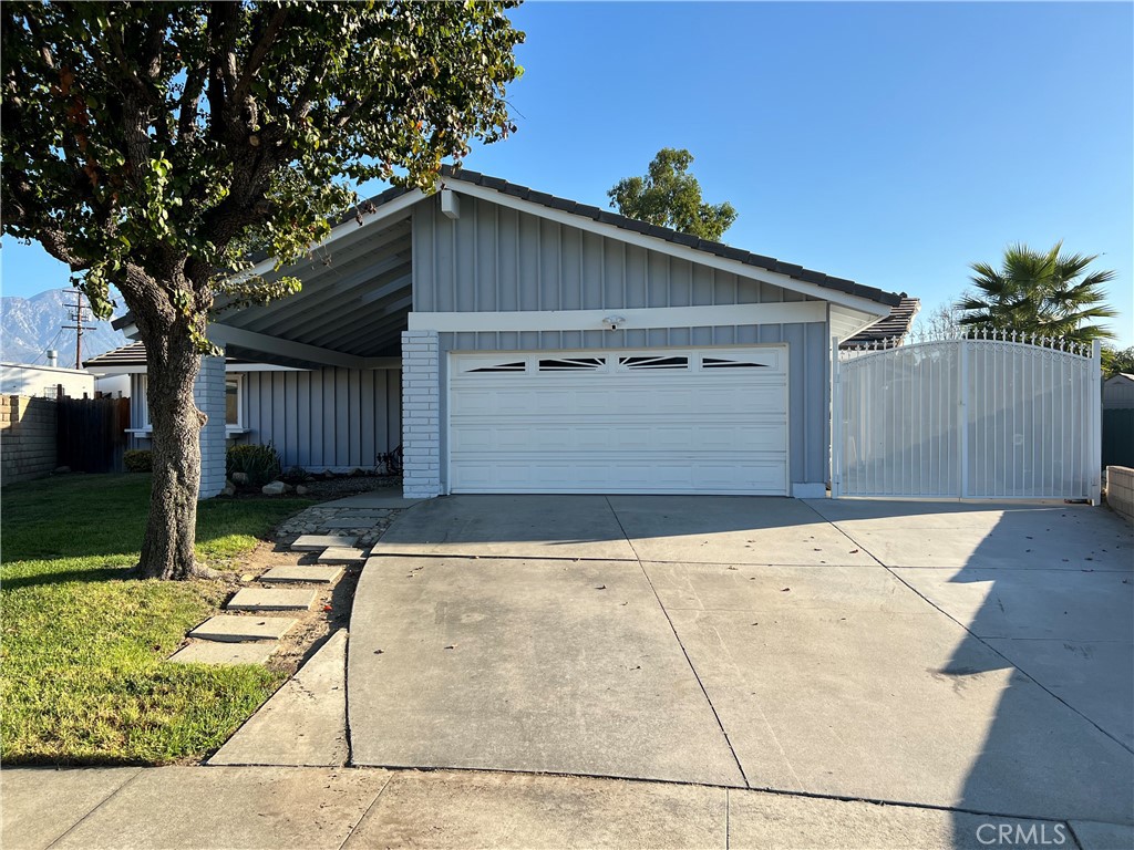 122 Fulton Way