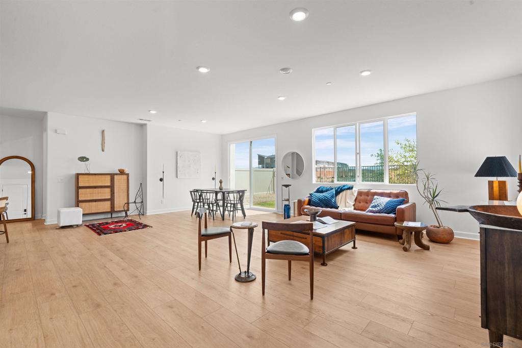 845 Hana Ave 2