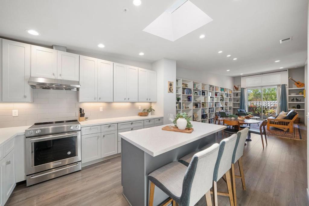 101 Jewell Street 8