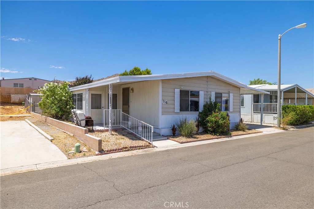20683 Waalew Rd B116