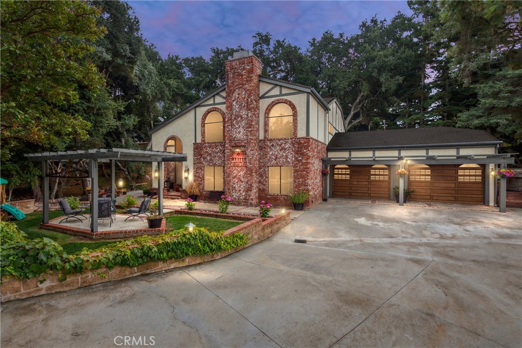 13515 Oak Mountain