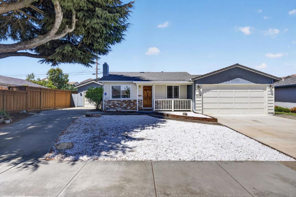 8431 Wayland Lane