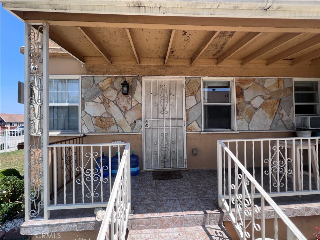 1726 W 83rd