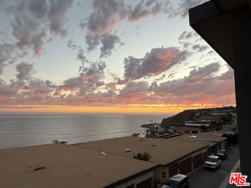 18071 Coastline Drive 16