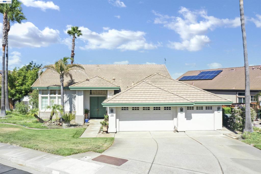 1989 Newport Dr