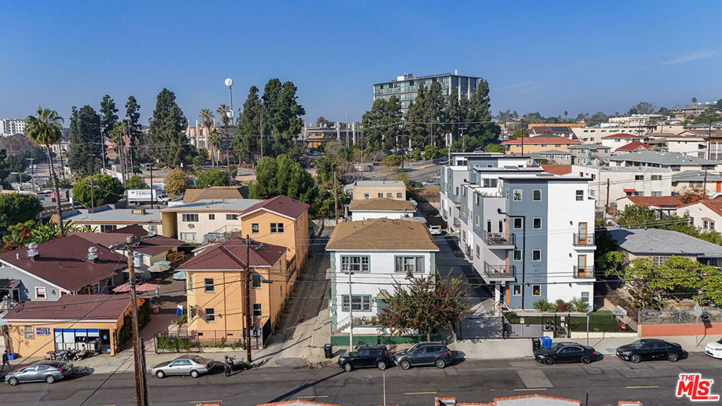 817 Centennial Street