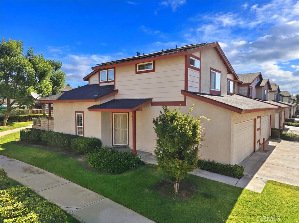 860 Carlton Privado