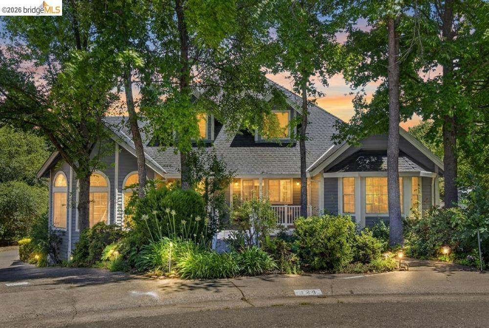 124 Abrozo CT