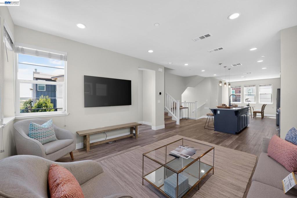4359 Mono Vista St