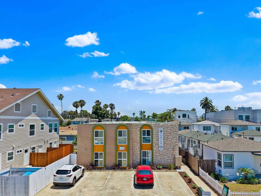 4659 North Ave