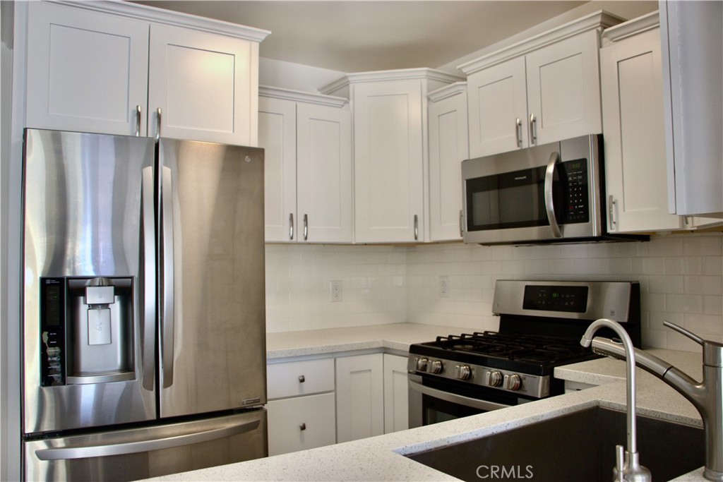 14560 Clark Street 105