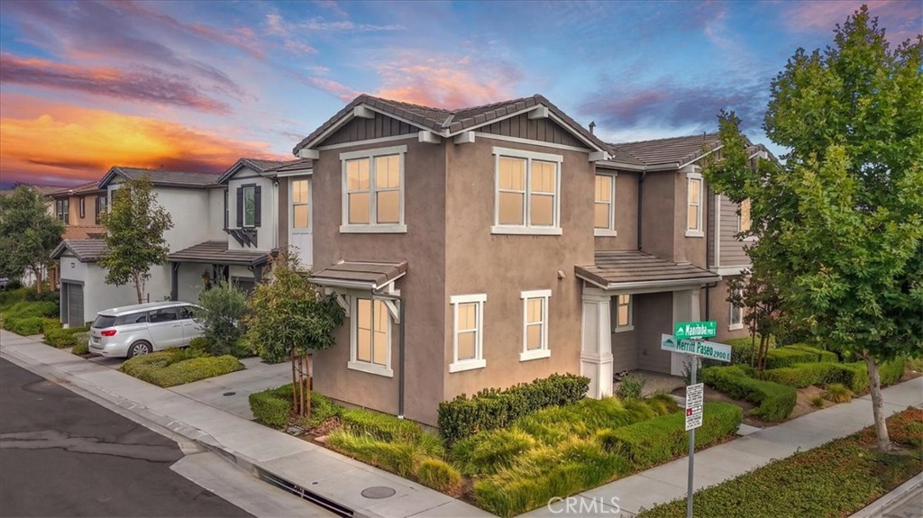 2904 E Merritt Paseo