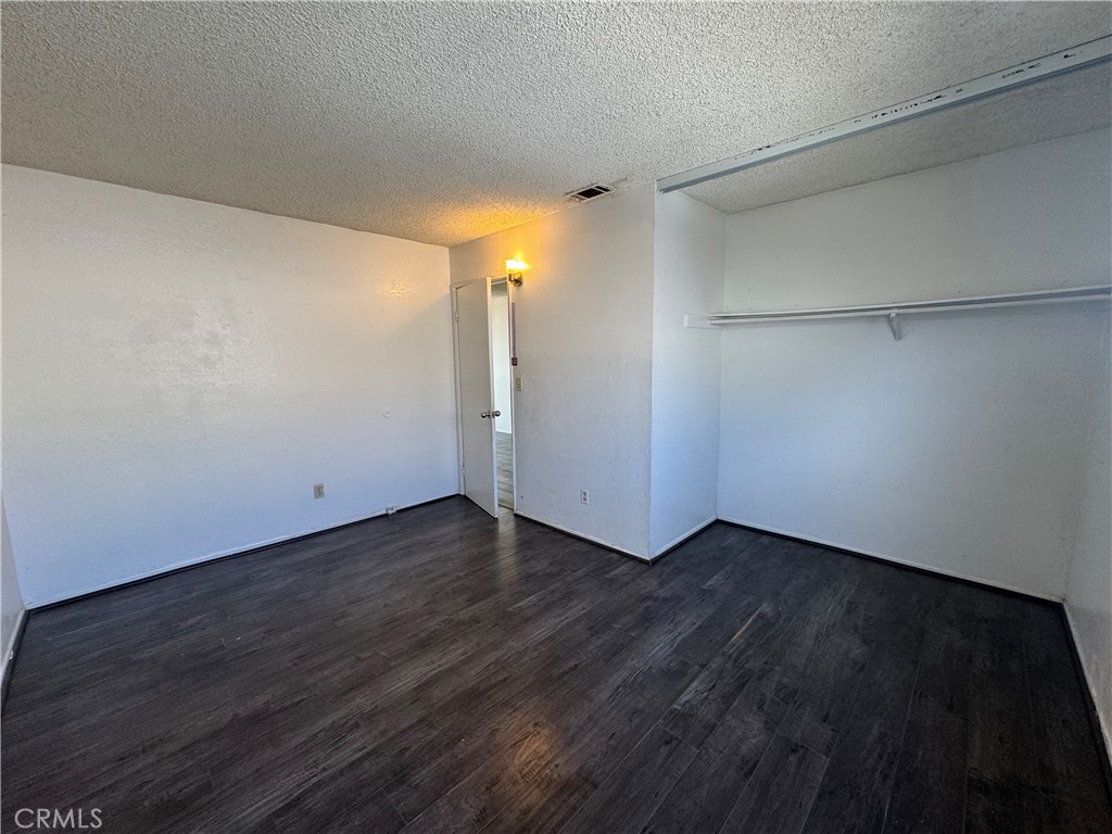 3751 Harvill