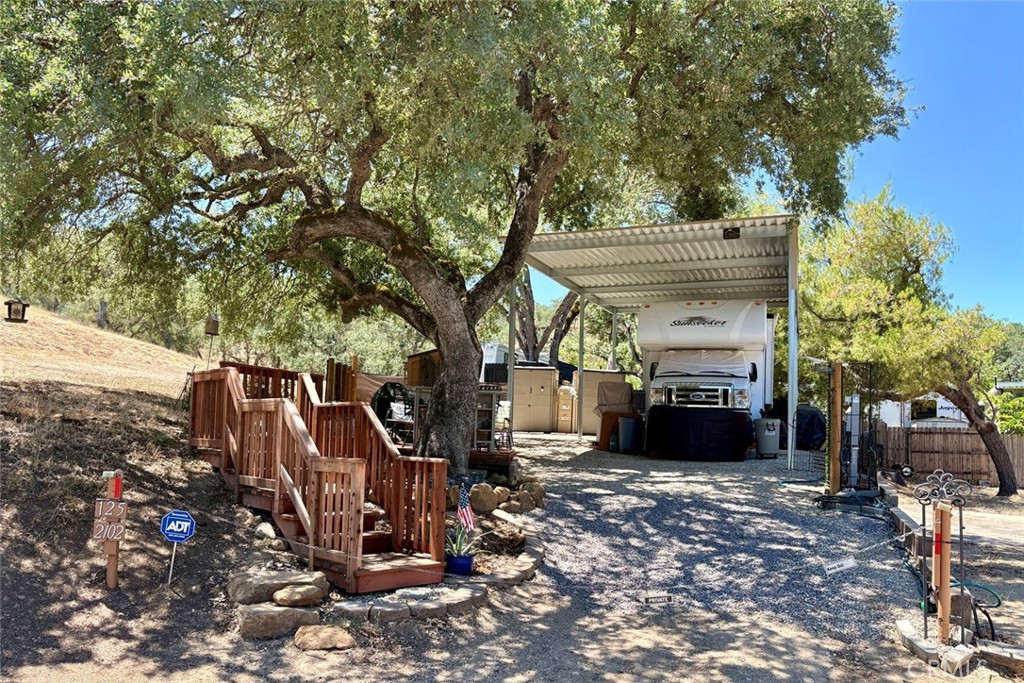 2102 Clamath Court