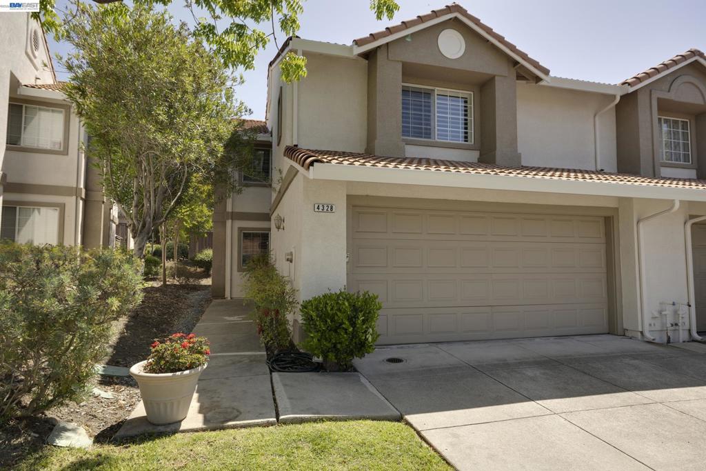 4328 Conejo Dr