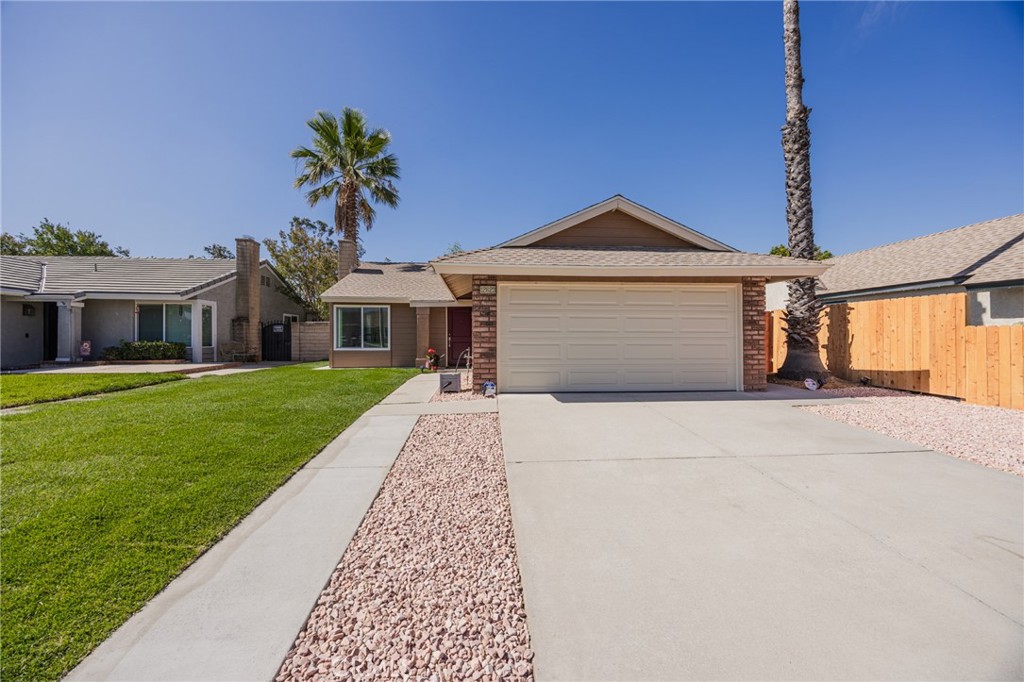 12623 Fuchsia Drive