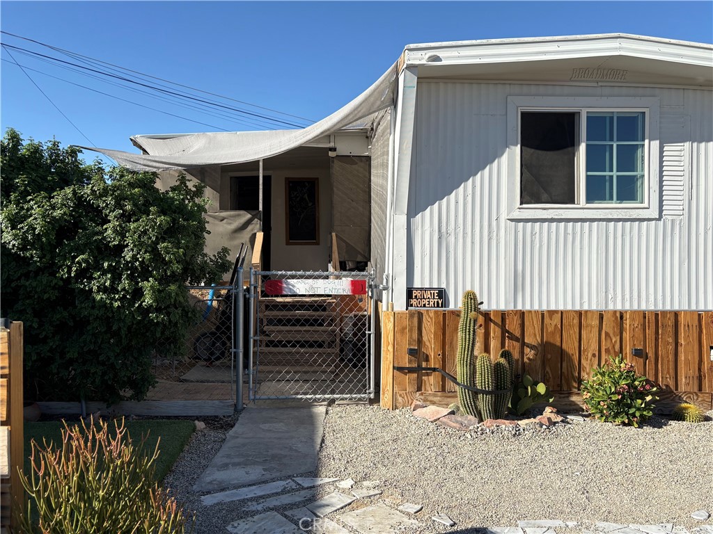 4561 Adobe Road 46