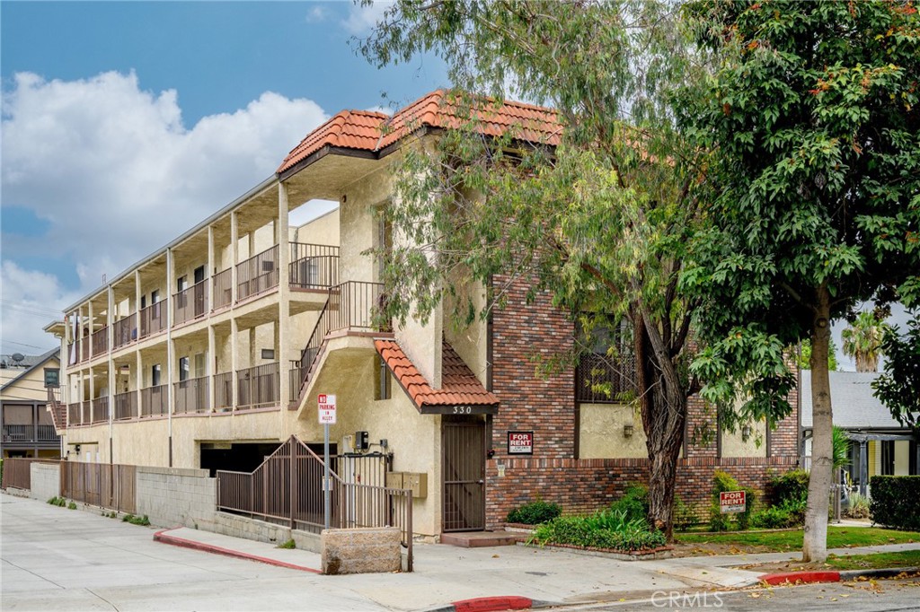 330 Pioneer Drive