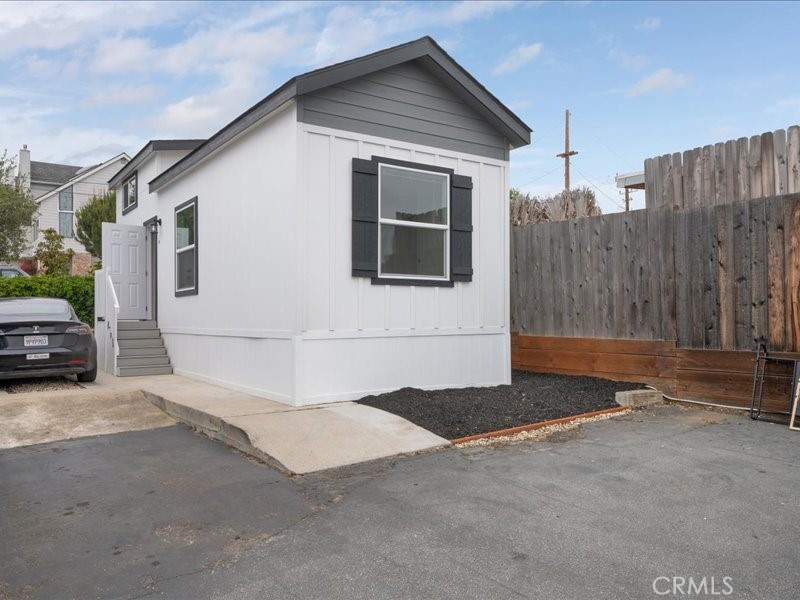 1477 Grand Ave 9