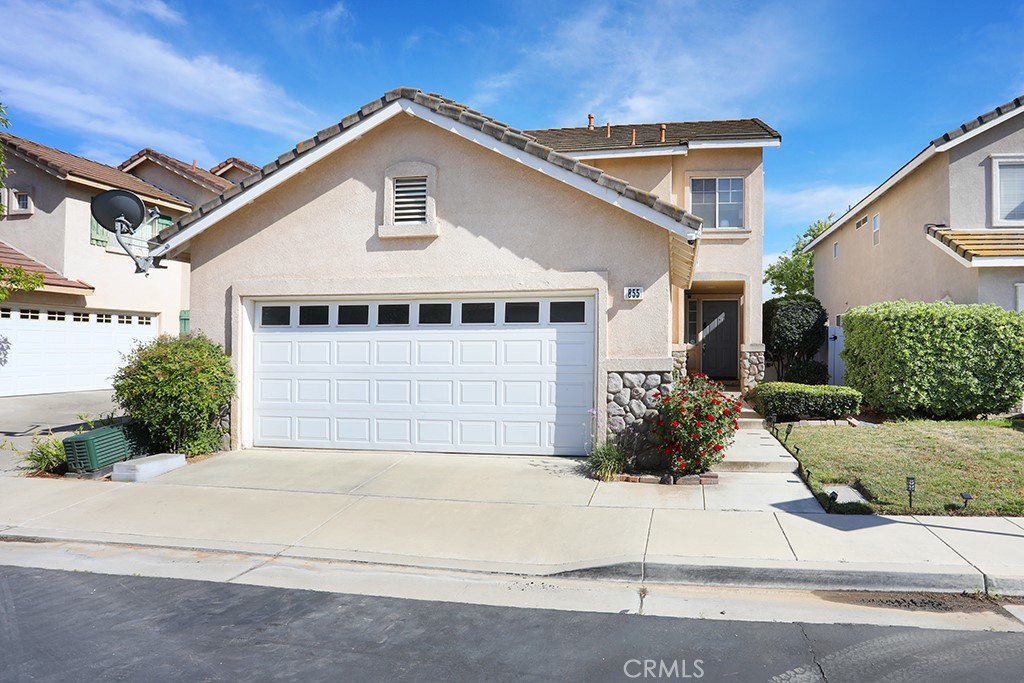 855 Blossomcreek