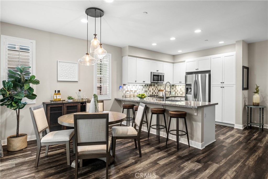 619 West Foothill Boulevard 50