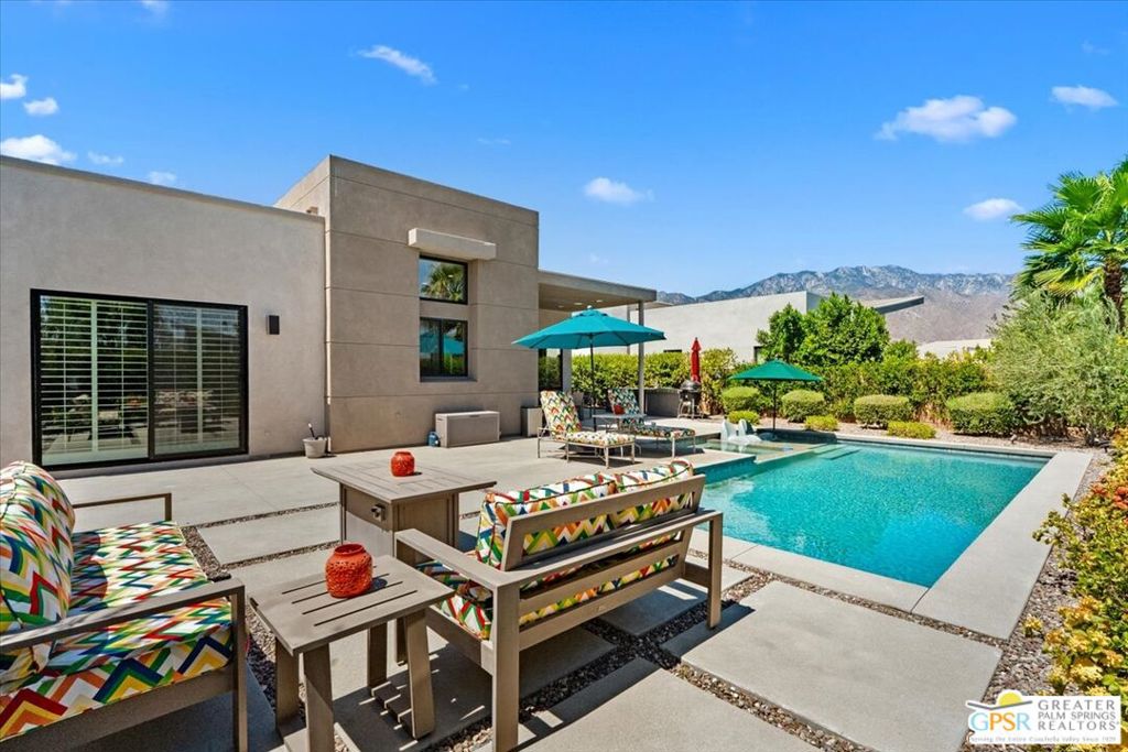 4559 Esplanade Lane
