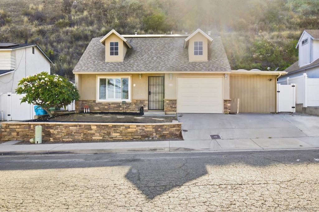 1880 Hanford Dr