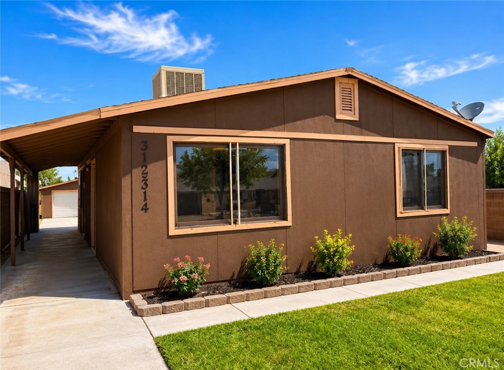 312 Maxine Avenue 1